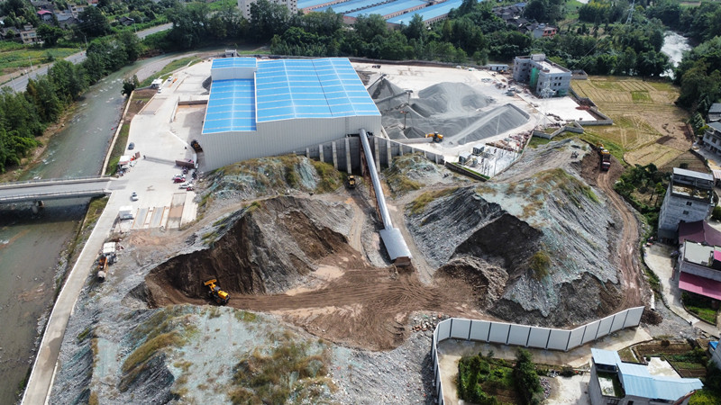 圖為四川雅安生產線現場